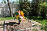 На территории садового центра в п. Курумоч появилась детская площадка