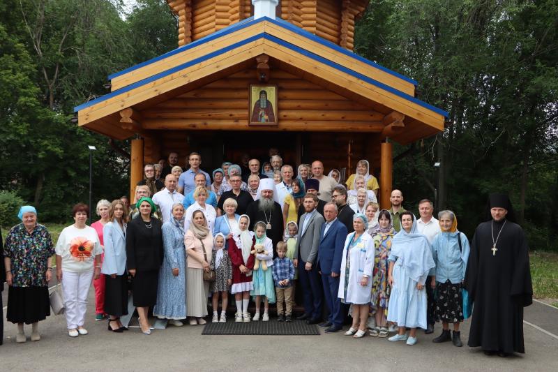 С большой благодарностью медицинским работникам!
